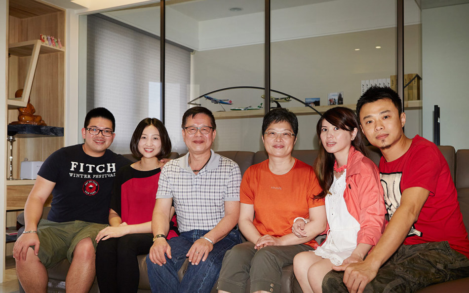 混搭风屋主与设计师合照装修案例