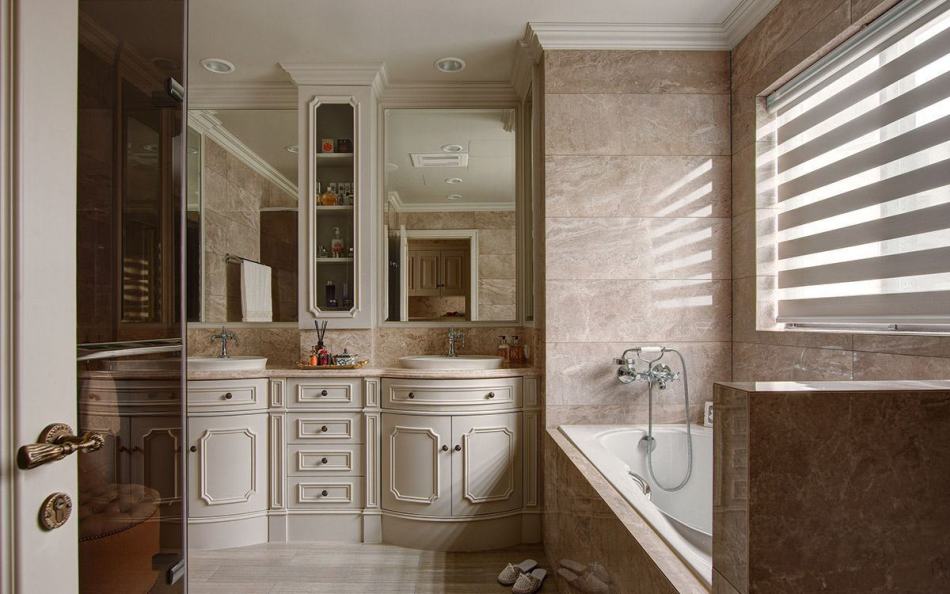 古典风格主卧卫浴装修效果图