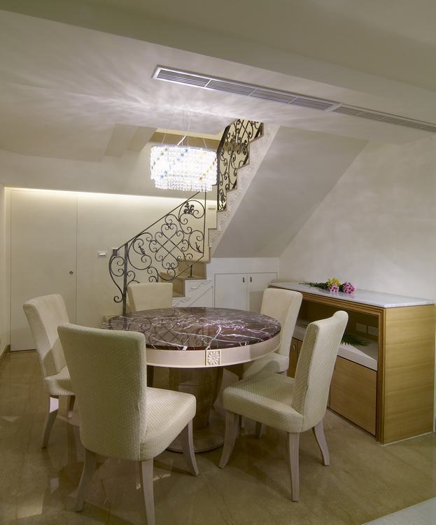 休闲多元餐厅图