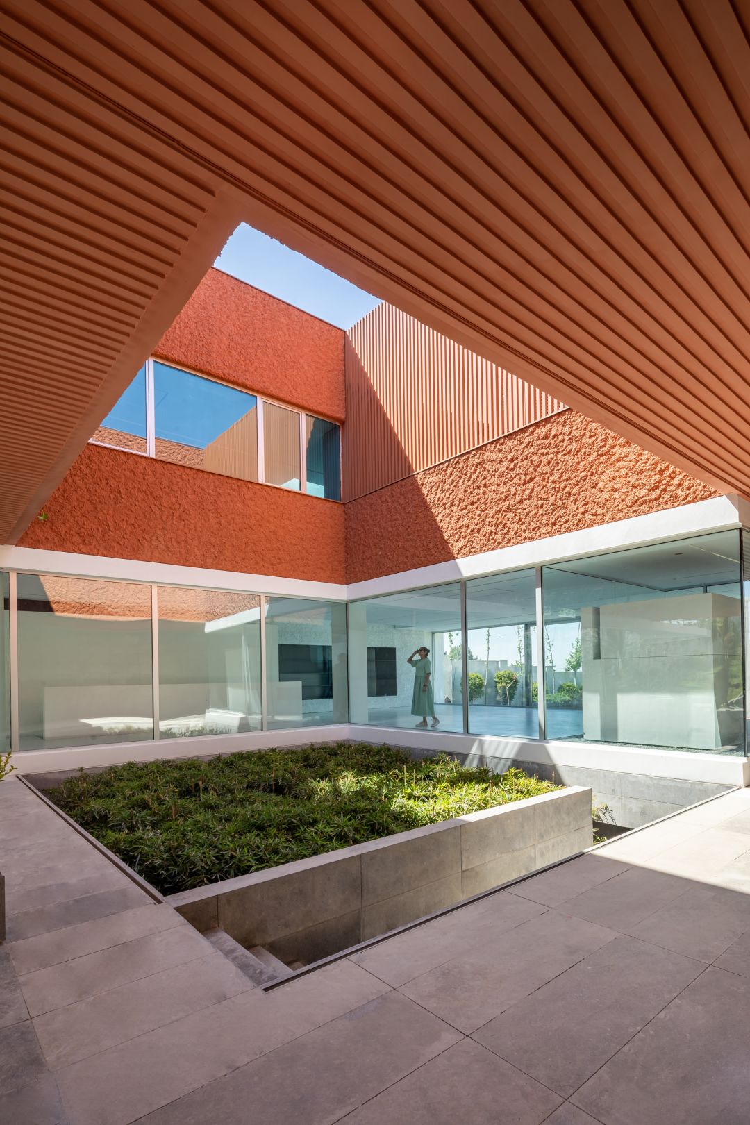 Az-Boroun Villa / CROSSARCHITECTURE