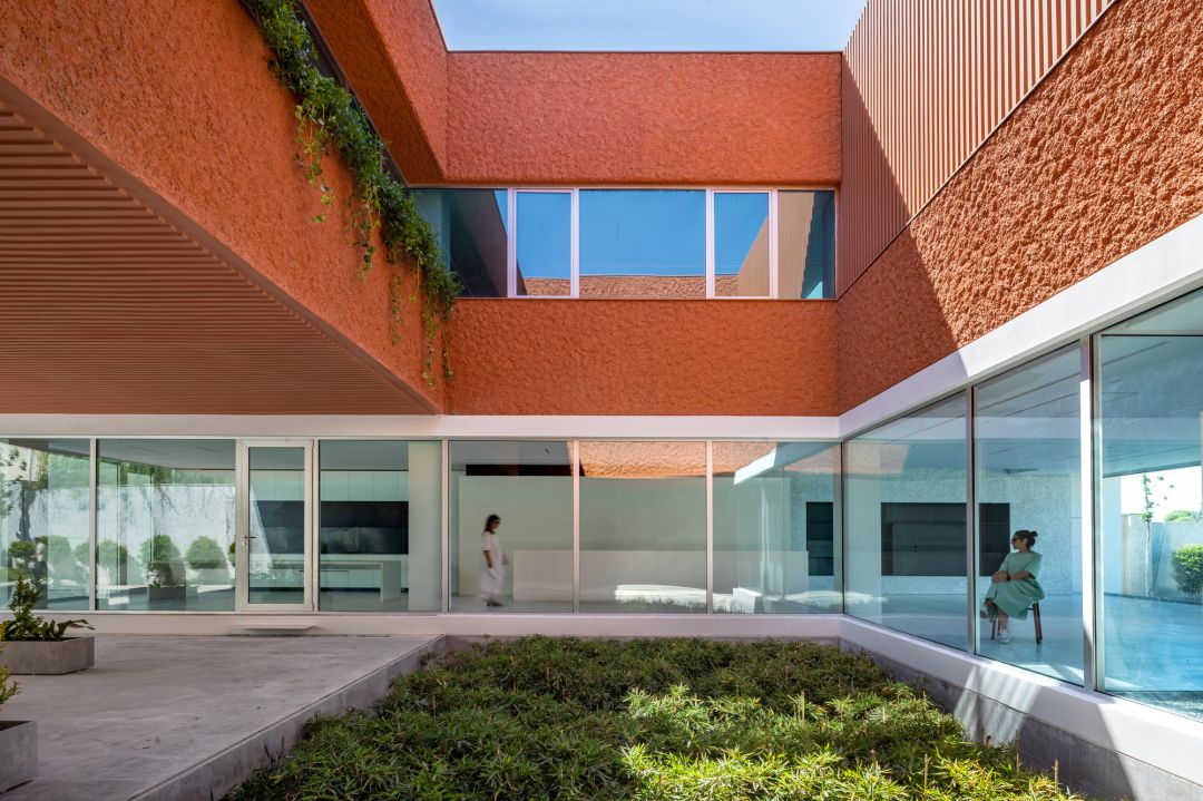 Az-Boroun Villa / CROSSARCHITECTURE
