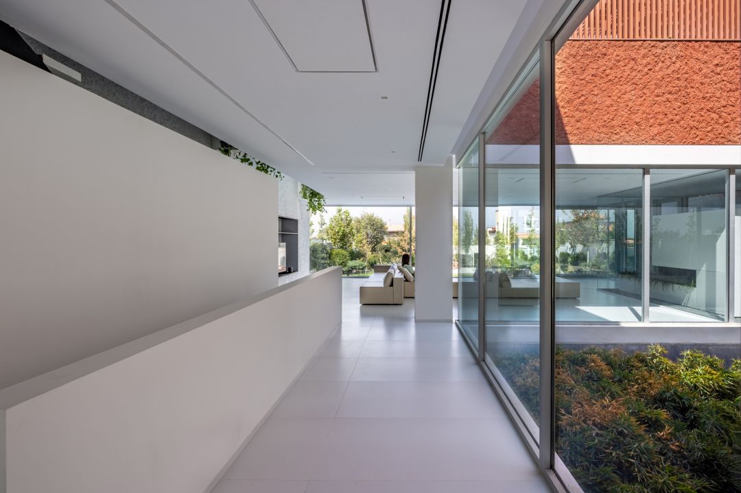 Az-Boroun Villa / CROSSARCHITECTURE