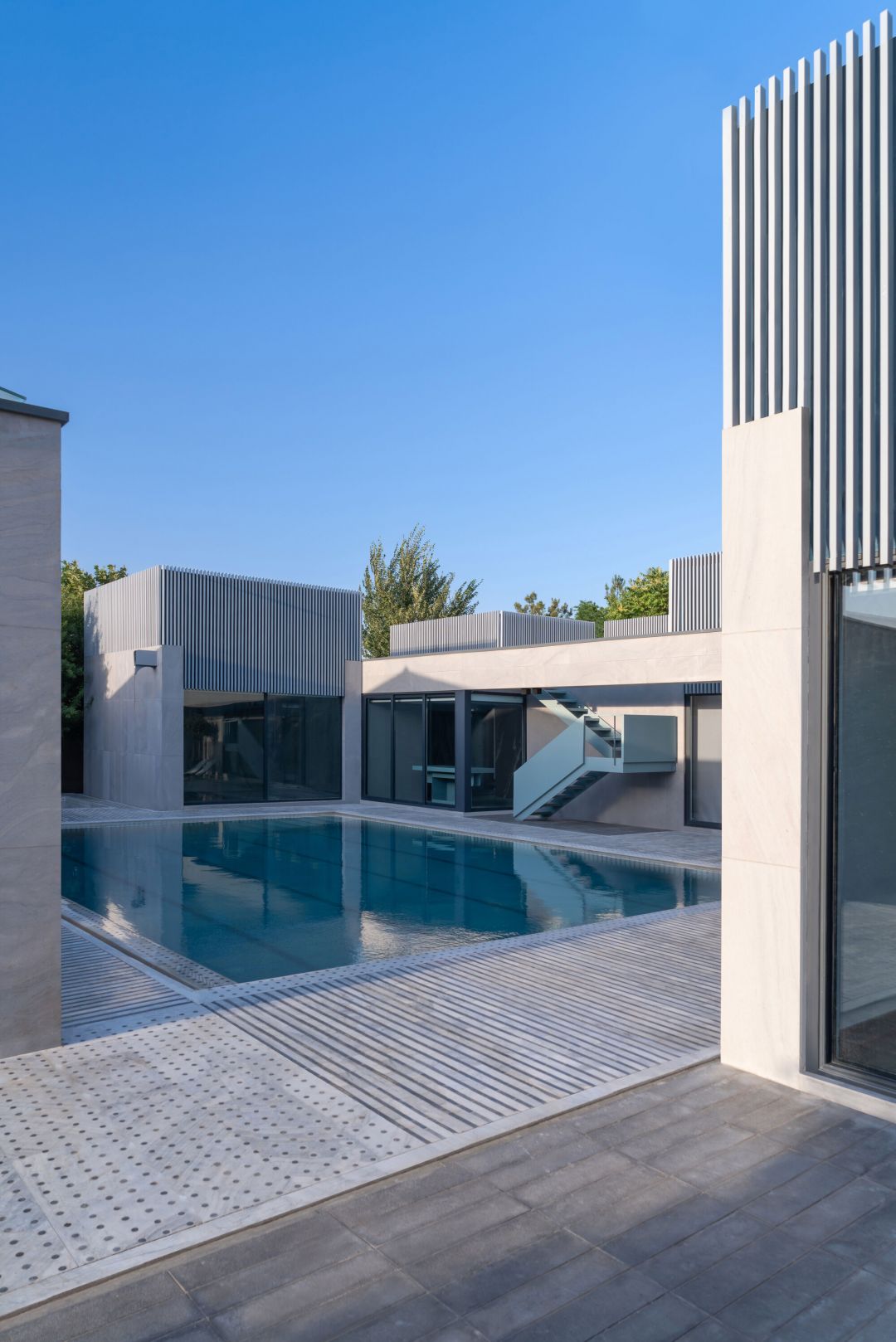 Villa Souran / WHY Architects