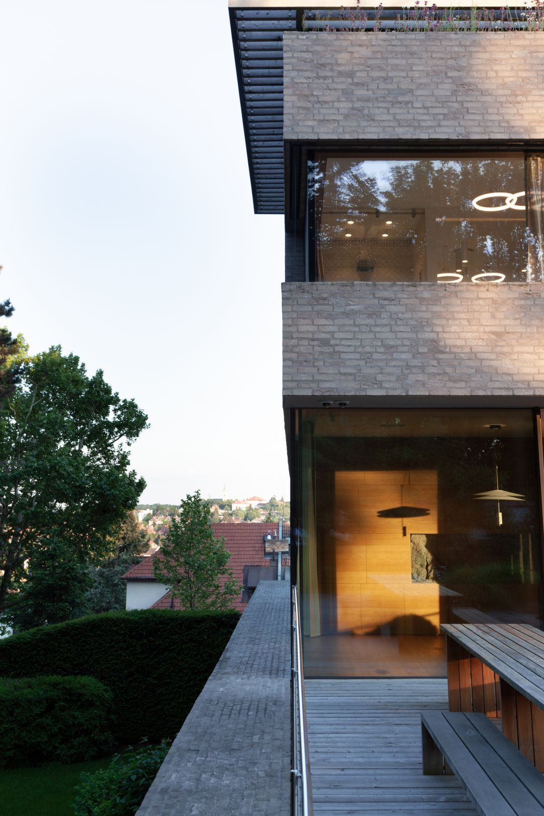 Villa Vista / Znameni Ctyr Architekti