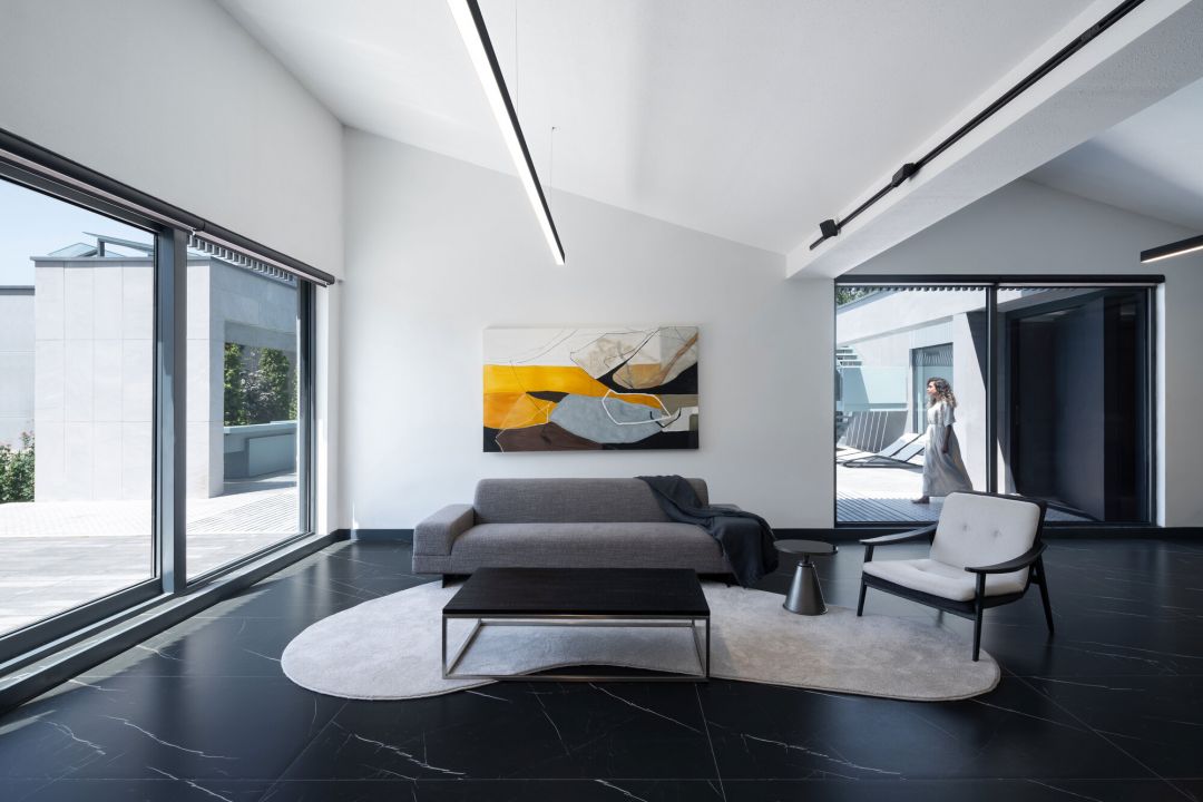 Villa Souran / WHY Architects