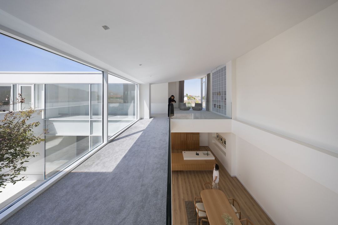 Shahrzad Villa / Kanisavaran Office