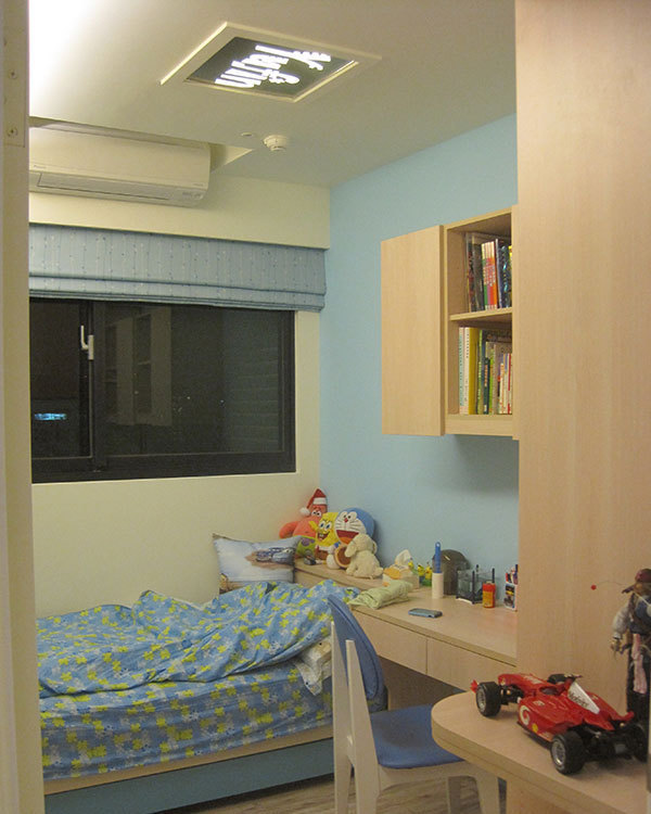 现代风格男孩房设计效果图