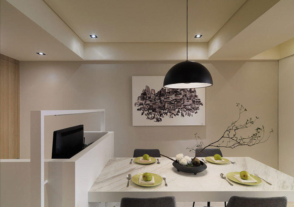 现代风格工作区与餐厅图